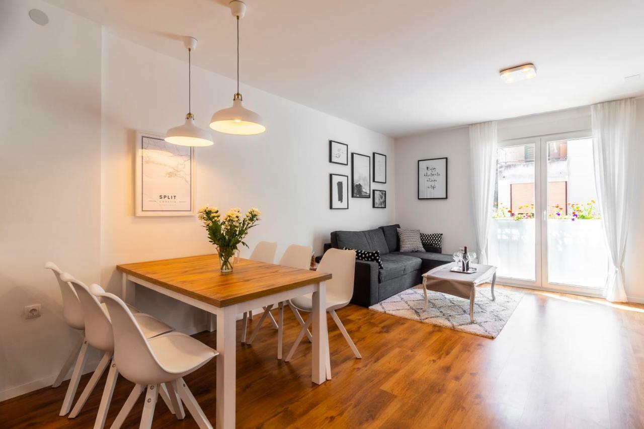 Apartment In Centre For 6 Split Extérieur photo
