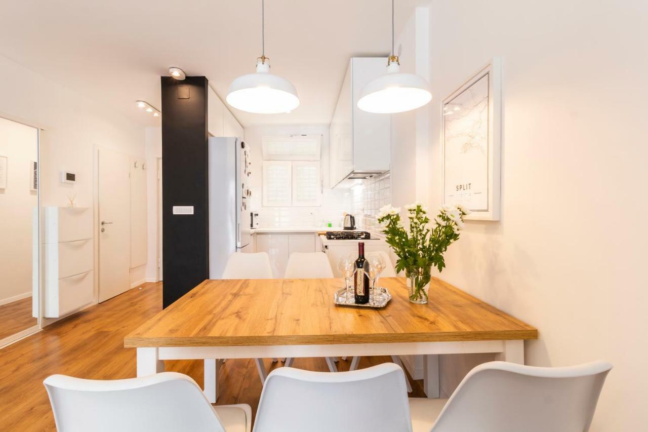 Apartment In Centre For 6 Split Extérieur photo