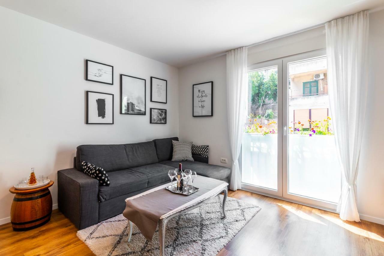 Apartment In Centre For 6 Split Extérieur photo